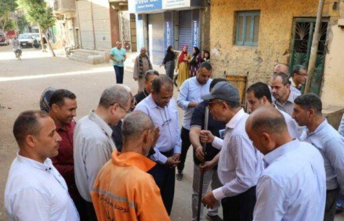 حماية لعمال النظافة من الإجهاد الحراري.. محافظ المنيا يوقف العمل وقت الذروة