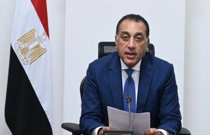 رئيس الوزراء يلقي كلمة خلال حفل الاستراتيجية الوطنية للشباب والرياضة