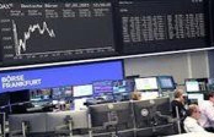 الأسهم الأوروبية تتباين عند التسوية وستوكس 600 يرتفع بعد بيانات التضخم الأمريكي