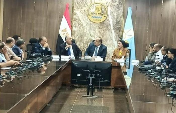 "الزراعة" تشارك في مؤتمر توعوي بمحافظة كفر الشيخ لمواجهة السحابة السوداء