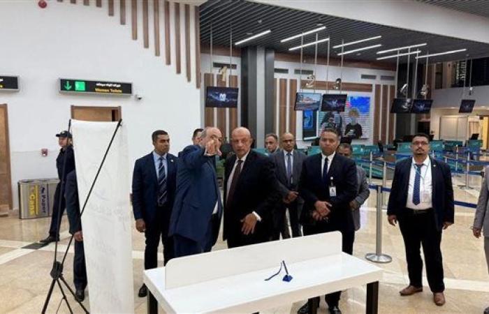 وزير الطيران المدني يتفقد مطار العلمين الدولي ...