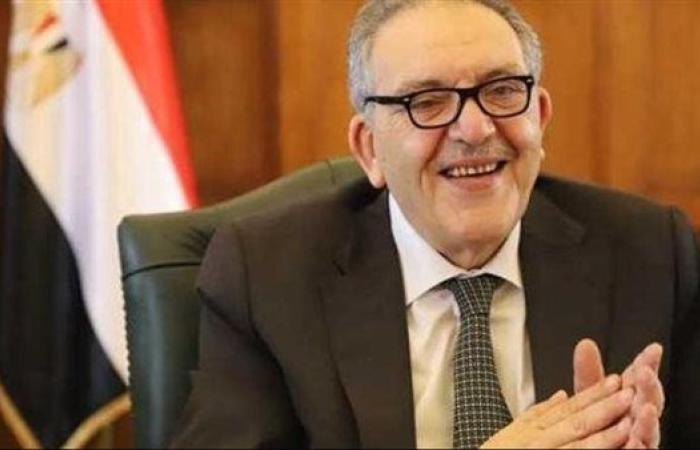 خفض أسعار السلع.. وبدء الأوكازيون الصيفي بخصومات تصل إلى 50%