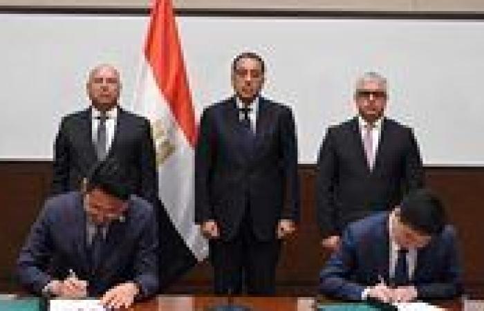 باستثمارات مليار دولار.. توقيع عقد إنشاء مصنع "سايلون" الصينية للإطارات باقتصادية قناة السويس