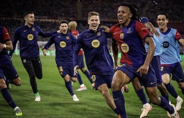 رسميًا.. برشلونة يجدد عقد كوندي حتى 2030