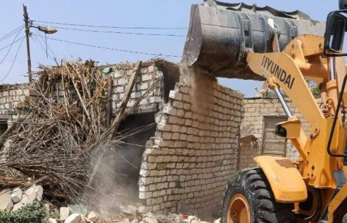 تنفيذ إزالة لـ ٩ حالات تعدٍّ على مساحة ٣٤١٩م٢ بمركز ومدينة فايد