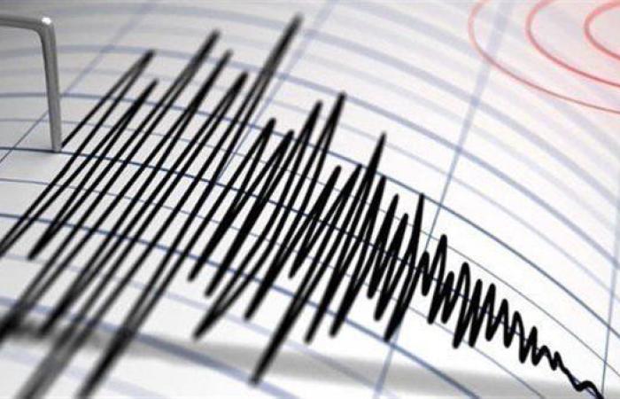 زلزال بقوة 6 درجات يضرب وسط إندونيسيا وإصابة 29 شخصًا