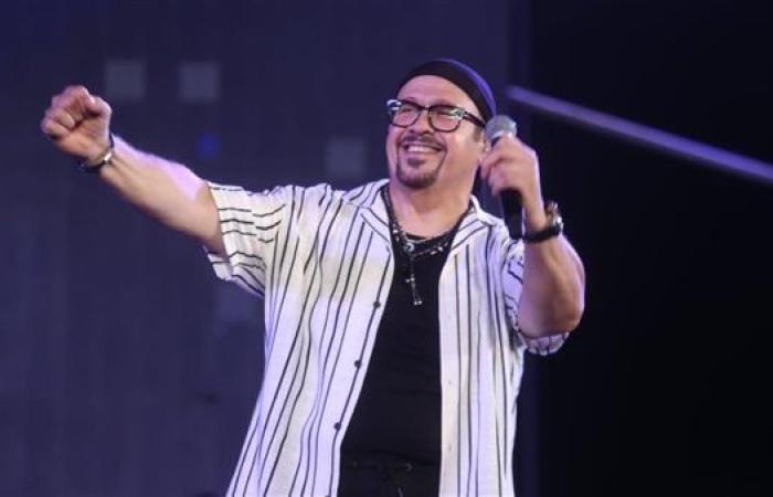 بالصور.. الاستعدادات النهائية لحفل هشام عباس بمهرجان القلعة (خاص)