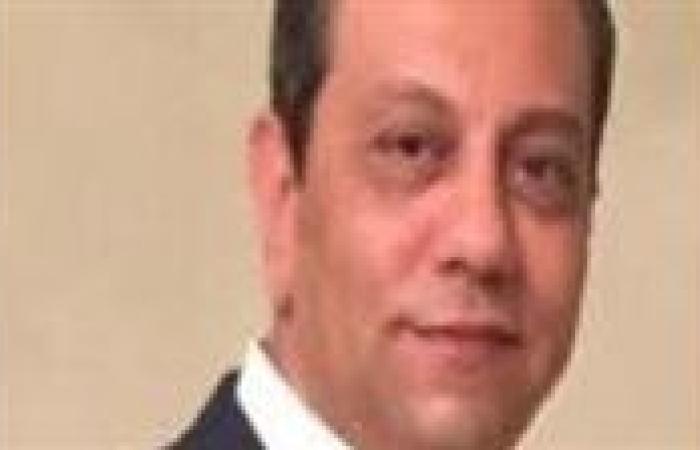 رئيس شعبة الملابس الجاهزة: تخفيضات الاوكازيون أحدثت رواجا بسوق الملابس الجاهزه بقنا