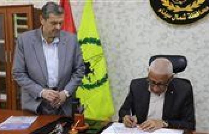 100%.. محافظ جنوب سيناء يعتمد نتيجة الدور الثاني للشهادة الإعدادية
