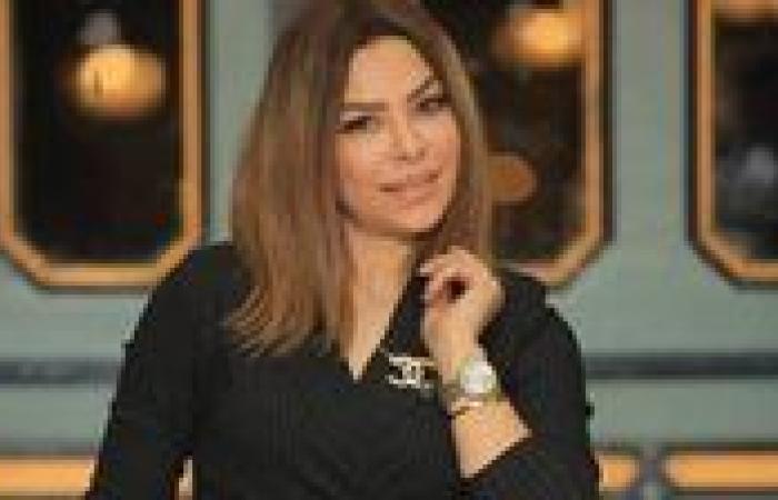 بعد استغاثتها.. تفاصيل سرقة ألفت عمر في باريس