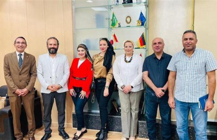 جامعة المنصورة تستقبل وفدا طلابيا من العراق للتدريب بكليتي الطب والهندسة.. صور