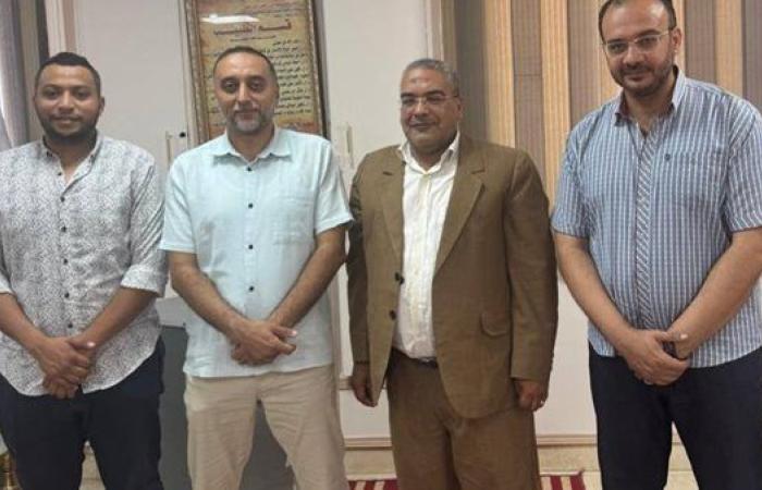 جولة ميدانية لمسؤولي "الصحة" لمتابعة سير العمل في مشروع مبنى الكلى بمستشفى العريش العام