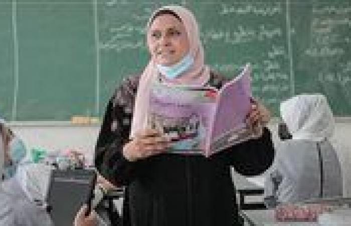 مسوغات تعيين الناجحين بمسابقة 30 ألف معلم مساعد للمرحلتين الثالثة والرابعة
