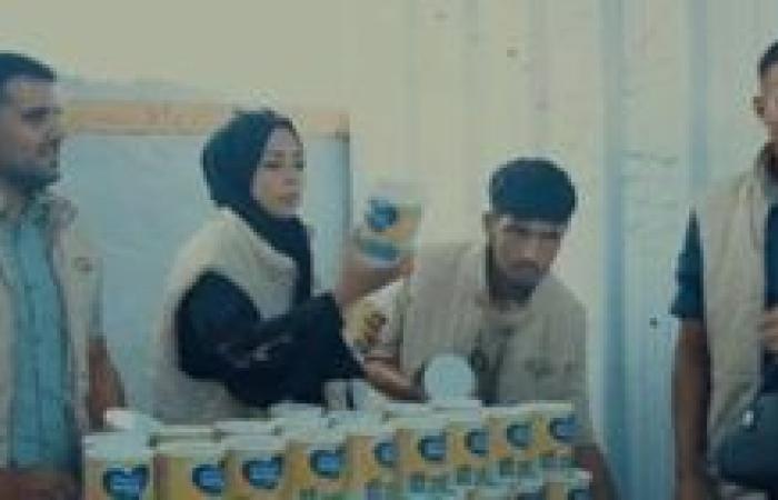 مصر تواصل دعم أطفال غزة بتوزيع حليب الأطفال عبر اللجنة المصرية