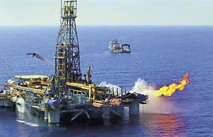 باستثمارات تتجاوز 5.5 مليار دولار.. تفاصيل حفر 133 بئر نفط وغاز جديدة خلال 2025- 2026