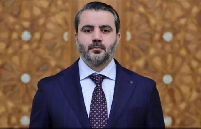 إعلام سوري: لقاء نادر بين وزير الخارجية السوري ووفد إسرائيلي في باريس