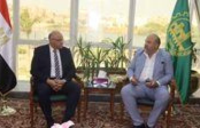 محافظ القليوبية يستعين بخبير تجميل لمتابعة حالة مصاب الشدية