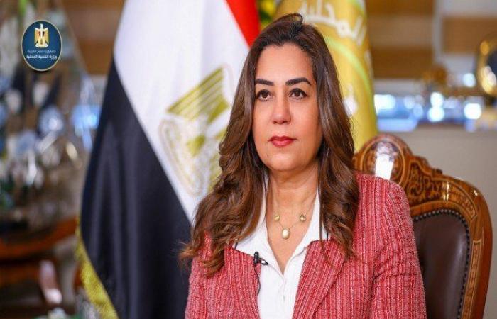 مصر.. وزيرة التنمية المحلية تستعرض تقريرًا حول متابعة مشروع التنمية العمرانية وتعزيز جودة الحياة بمدينة دهب