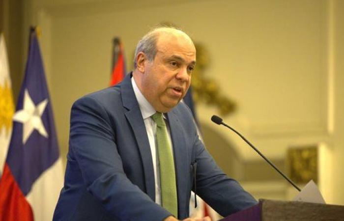وزير الطيران: فتح الأجواء المصرية في الأوقات الحرجة جسّد دور مصر الريادي عالميًا