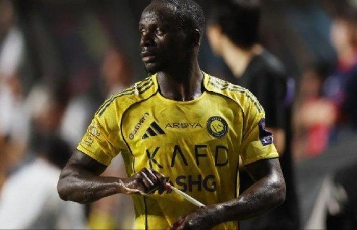 إيقاف وغرامة نجم كبير قبل نهائي كأس السوبر السعودي