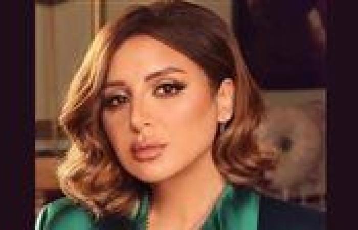 تعود مصر خلال أيام ولم تسيء للأطباء المصريين.. محمود سعد يكشف التطورات الأخيرة لحالة أنغام
