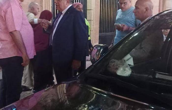 محافظ الدقهلية يشدد على إزالة الإشغالات بشارع الجلاء واتخاذ إجراءات صارمة ضد المخالفين