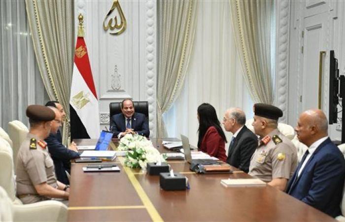 الرئيس السيسي يتابع موقف الاحتياجات المائية ومدى توفرها للمشروعات الزراعية ومياه الشرب