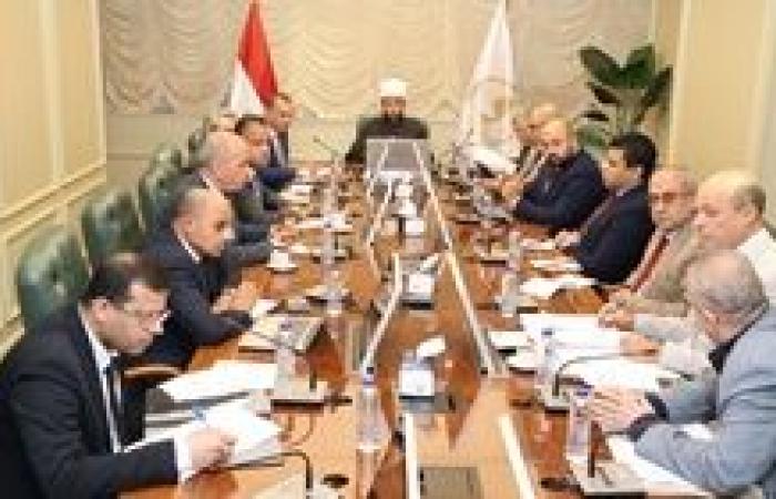 وزير الأوقاف يستقبل رئيسي صندوق التنمية الحضرية وهيئة الأوقاف