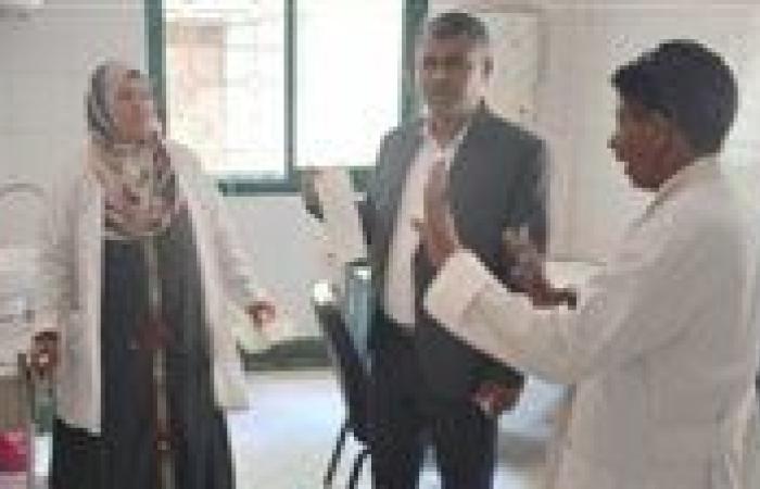 وكيل صحة المنيا يحيل أطباء وموظفي وحدة بني خالد الصحية للتحقيق