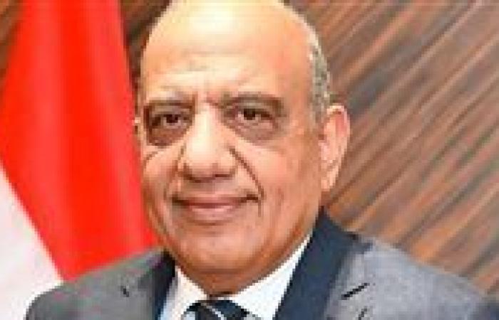 حادث مروري يصيب وزير الكهرباء وزوجته و3 من مرافقيه.. واستقرار حالتهم