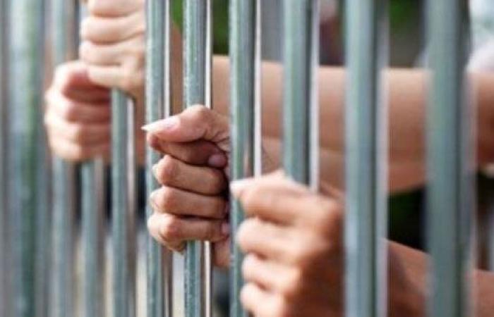 بحوزتهما آيس وبودر.. حبس المتهمين بالإتجار في المواد المخدرة بالمطرية
