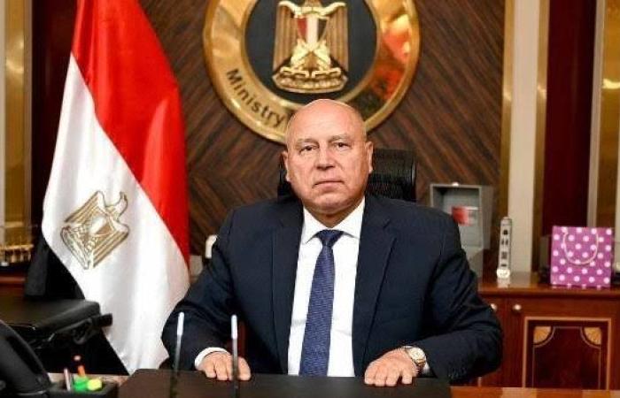 كامل الوزير يستعرض أمام الرئيس تطورات العمل بشركتي السويس للصلب وأسمنت العريش