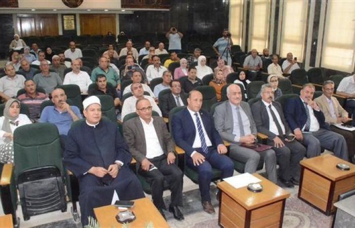 "الزراعة" تواصل جهودها التنسيقية استعدادا لمواجهة حرق قش الأرز
