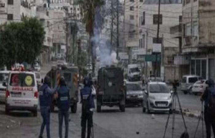 إصابة 58 شخصًا جراء اقتحام قوات الاحتلال رام الله
