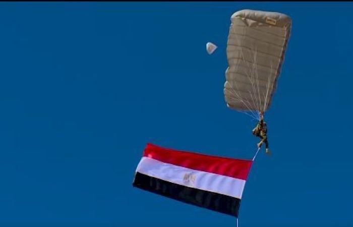 شاهد بالفيديو.. القوات المسلحة المصرية تعلن تفاصيل أضخم مناورة عسكرية بالمنطقة