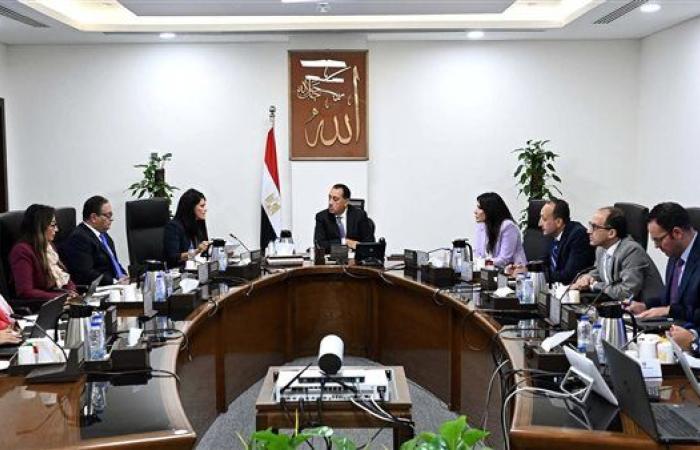 رئيس الوزراء يتابع استعدادات إطلاق "السردية الوطنية للتنمية الاقتصادية