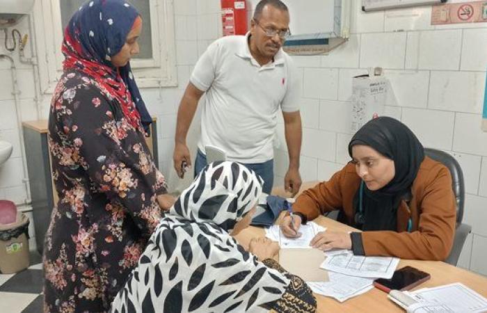 قافلة طبية مجانية بقرية الداودية ضمن مبادرة "حياة كريمة" تكشف على 500 مواطن