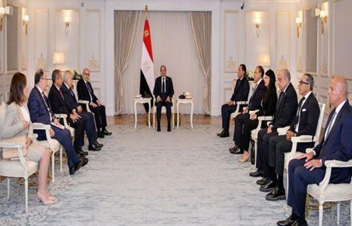 السيسي يؤكد دعم مصر الكامل للبنان في استعادة الاستقرار وإعادة الإعمار