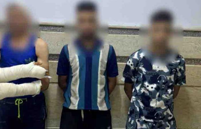 ضبط أطراف واقعة مشاجرة بين بعض الأشخاص أحدهم يحمل سلاح أبيض بالشرقية