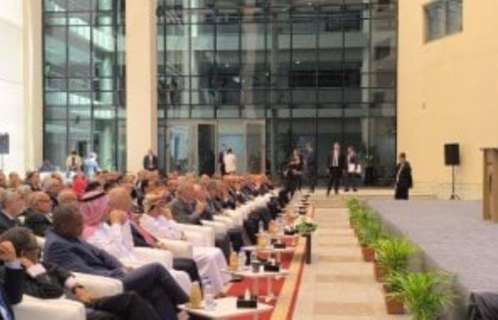 أبو الغيط: أخطر ما في الذكاء الإصطناعى هو استخدامه في الحروب وابتكار أنماط جديدة من السيطرة على الدول المتأخرة تكنولوجيًا