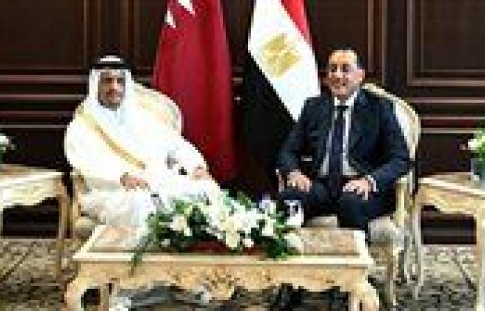 رئيس الوزراء يبحث مع نظيره القطري مجالات التعاون المشترك