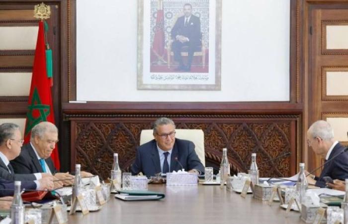 الحكومة تصادق على رفع تعويضات الساعات الإضافية لأطر هيئة التدريس