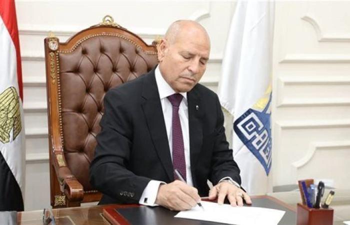 محافظ القاهرة يوجه بإقامة معارض "أهلاً مدارس" ...