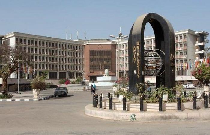 جامعة أسيوط تعلن تعديل مواعيد الكشف الطبي لطلاب الفنون الجميلة والحاسبات والمعلومات بمناسبة إجازة المولد النبوي 2025