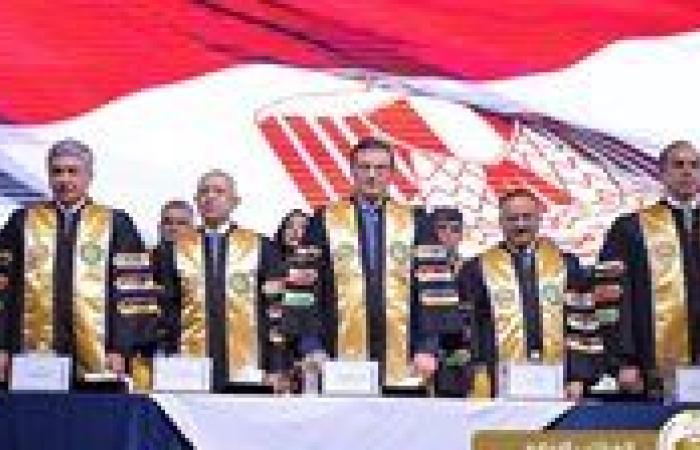 المستشار محمود فوزي يحضر حفل تخرج دفعة جديدة من خريجي الأكاديمية العربية للعلوم والتكنولوجيا والنقل البحري بمدينة العلمين