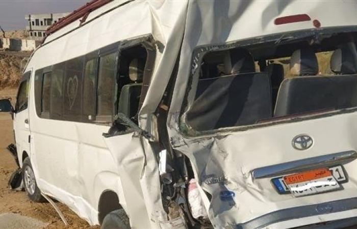 إصابة 18 راكب فى حادث انقلاب ميكروباص بصحراوى البحيرة
