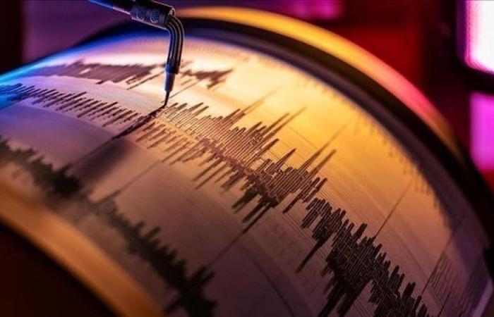 زلزال بقوة 5.2 درجة يضرب المناطق الواقعة قبالة ساحل جزر الكوريل بالمحيط الهادي