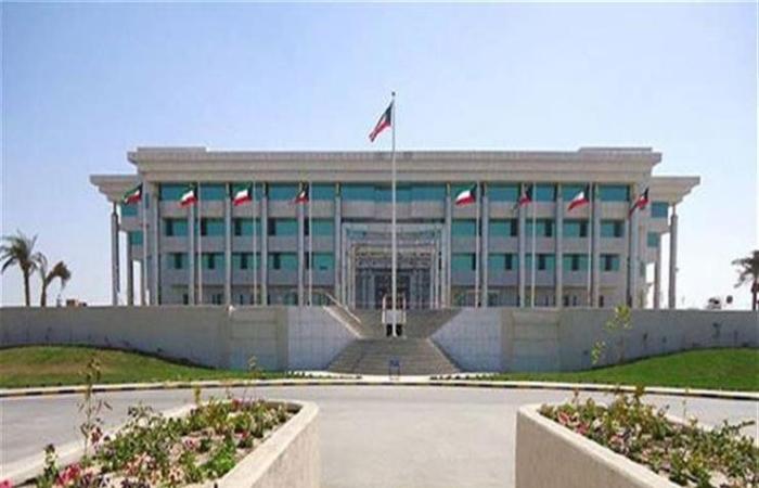 الداخلية الكويتية تحدد أوقات منع سير الشاحنات على الطرق الرئيسية من 1 سبتمبر 2025 حتى 14 يونيو 2026