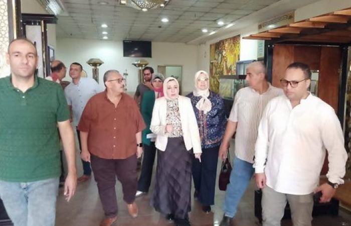 نائب رئيس جامعة بنها تتفقد إجراءات الكشف الطبي للطلاب الجدد