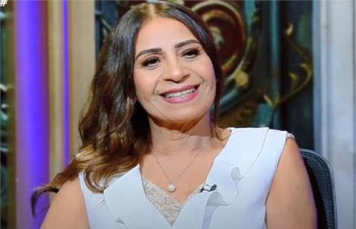 «مش شرير وبيغسل الإرهاق».. عفاف مصطفى تنشر صورتها أثناء قضاء عطلتها الصيفية بالساحل الشمالي